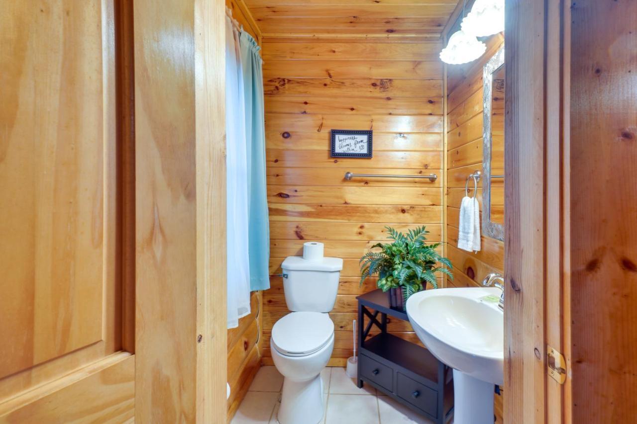 Lovely Gatlinburg Cabin With Private Hot Tub! Kültér fotó