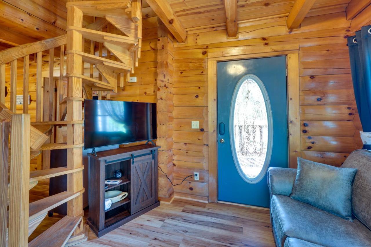 Lovely Gatlinburg Cabin With Private Hot Tub! Kültér fotó