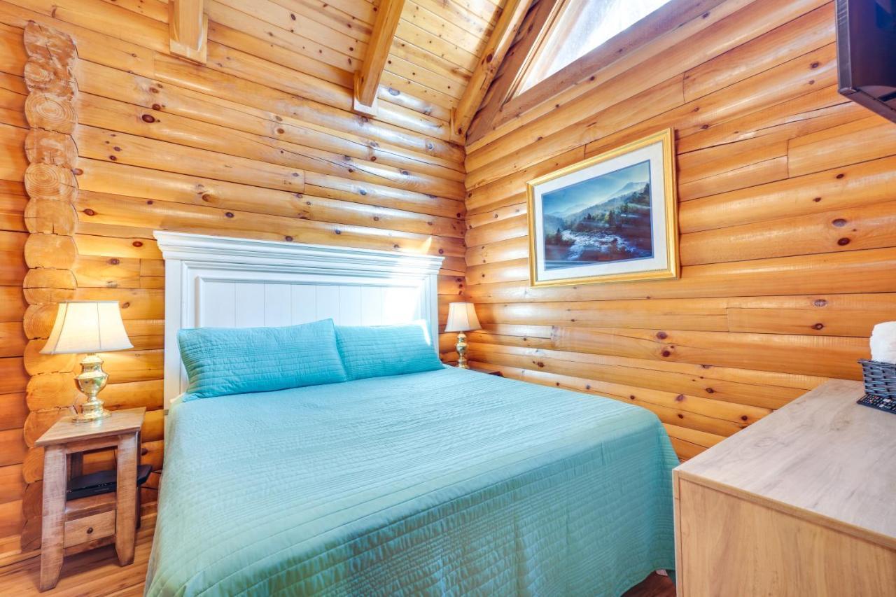 Lovely Gatlinburg Cabin With Private Hot Tub! Kültér fotó